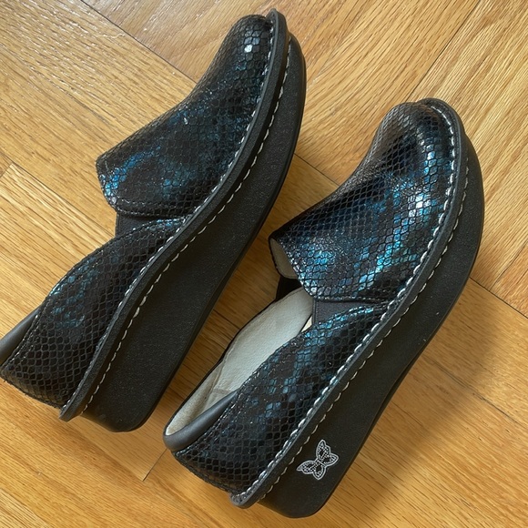 Algria Size 37 Shoe - Picture 2 of 5